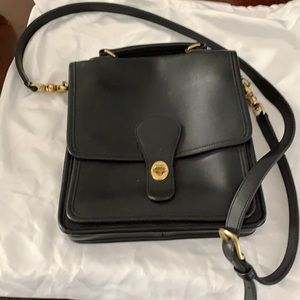 Coach bag, barely used, excellent condition